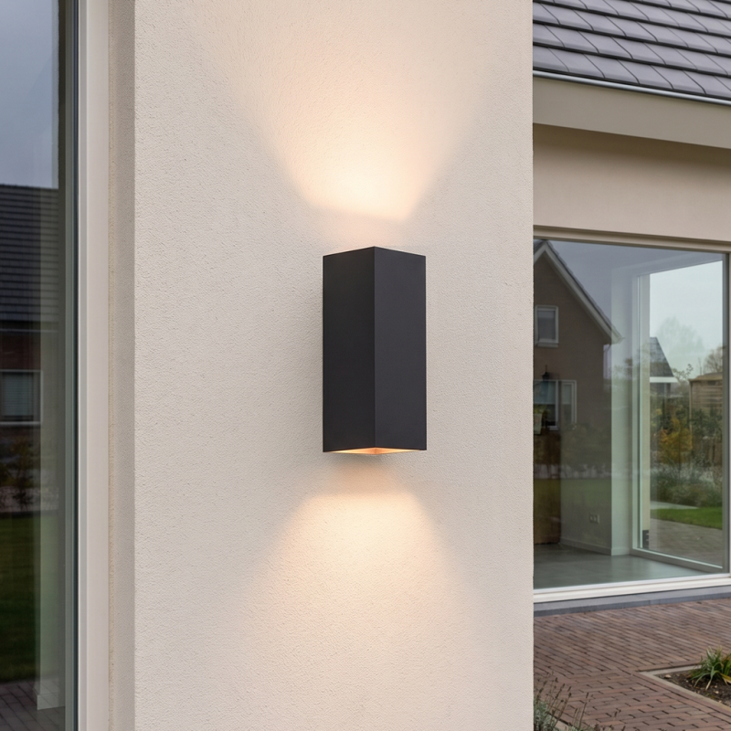 Czarny kinkiet up down aluminiowy, Dion, 8W, 3000K LED, IP54