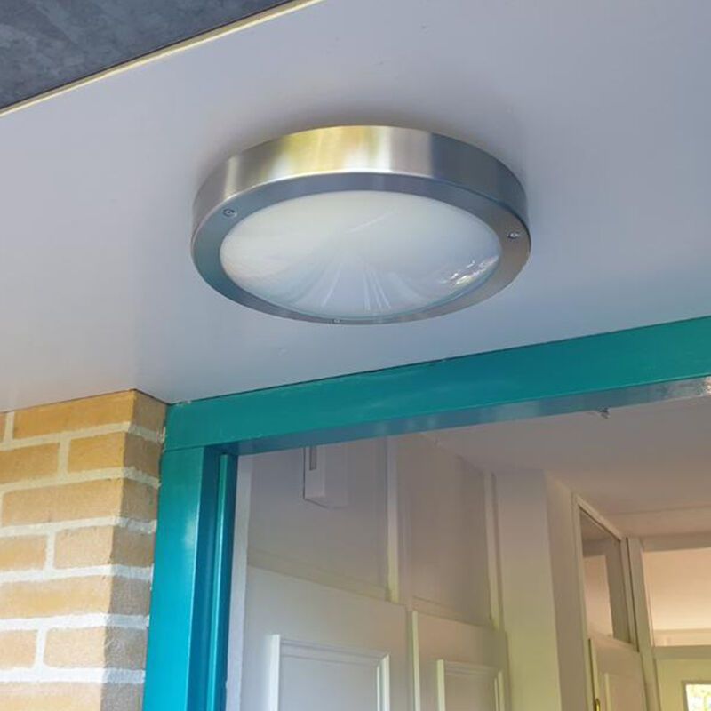 Szklany kinkiet zewnętrzny z czujnikiem zmierzchu srebreny, Bob, IP44 Szklany kinkiet zewnętrzny z czujnikiem zmierzchu srebreny, Bob, IP44