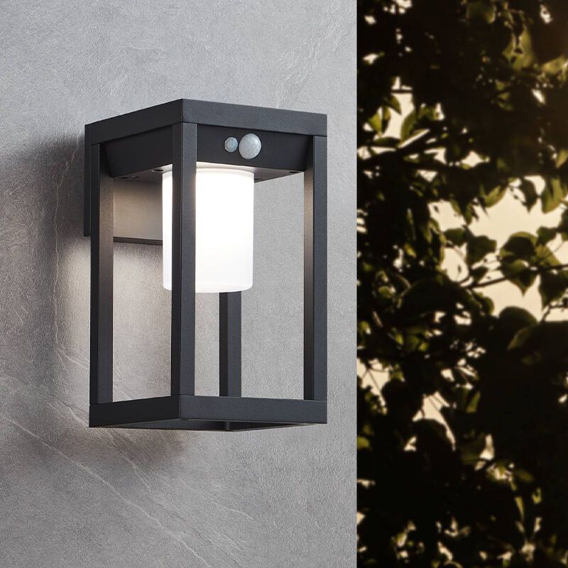 Aluminiowy nowoczesny kinkiet solarny zewnętrzny czarny, Kwame, 3,7W, 4000K LED, IP44 Aluminiowy nowoczesny kinkiet solarny zewnętrzny czarny, Kwame, 3,7W, 4000K LED, IP44