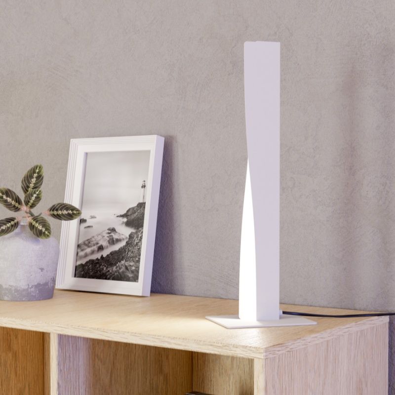 Plastikowa design lampa stołowa biała, Birkan, 9W, RGBW LED, z pilot Plastikowa design lampa stołowa biała, Birkan, 9W, RGBW LED, z pilot