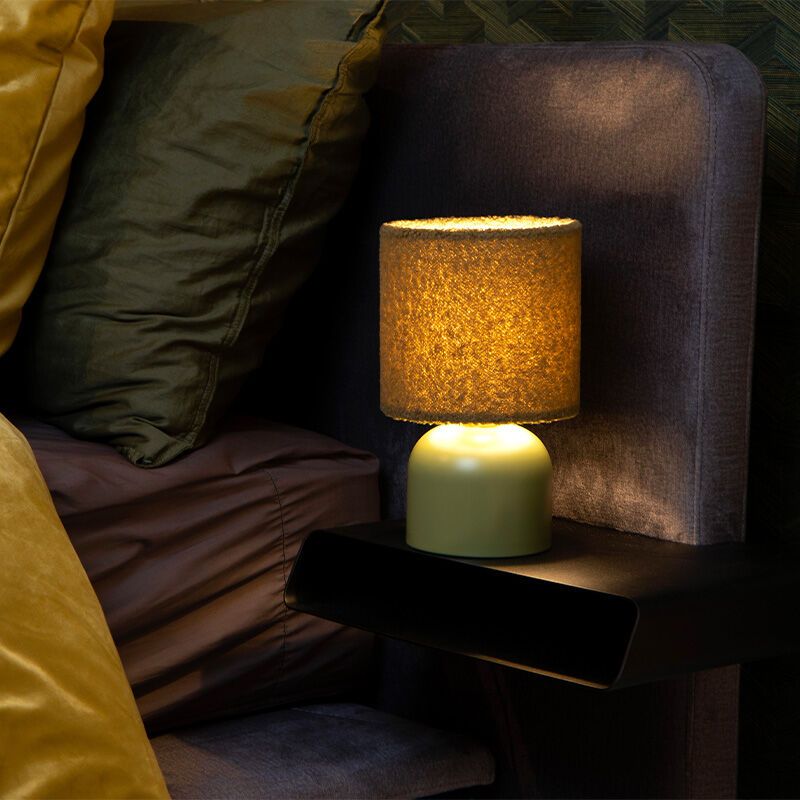 Zielona lampa stołowa vintage, Woolly, z przełącznik Zielona lampa stołowa vintage, Woolly, z przełącznik