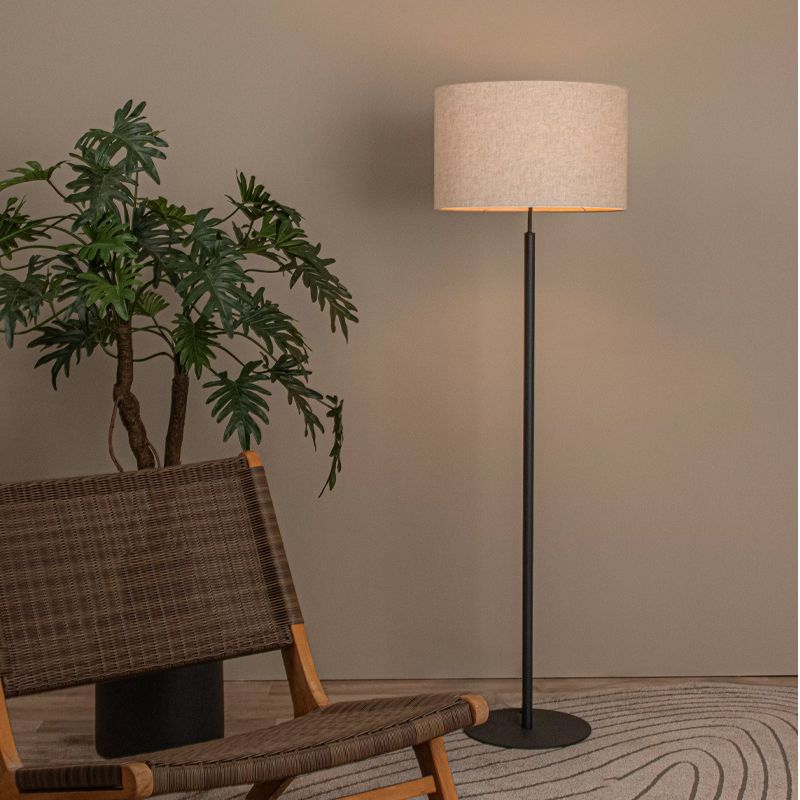 Beżowa lampa stojąca rustykalna, Maya, z przełącznik