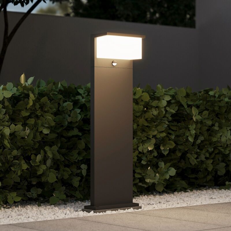 Antracytowa lampa podłogowa zewnętrzna z czujnikiem ruchu nowoczesna, Slimane, 13W, 3000K LED, IP54 Antracytowa lampa podłogowa zewnętrzna z czujnikiem ruchu nowoczesna, Slimane, 13W, 3000K LED, IP54