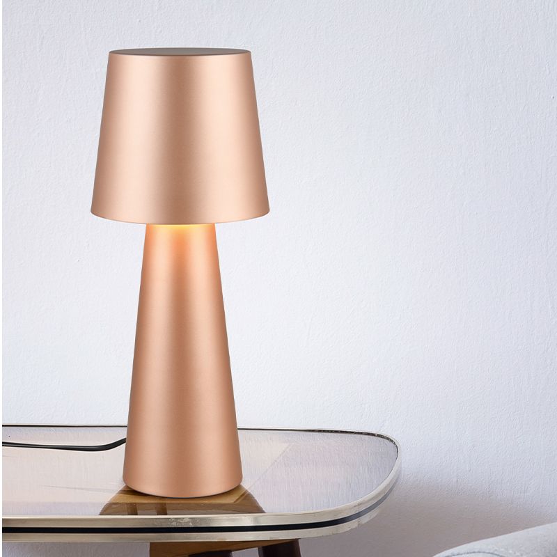 Brązowa lampa stołowa nowoczesna, Lillyam, z przełącznik Brązowa lampa stołowa nowoczesna, Lillyam, z przełącznik