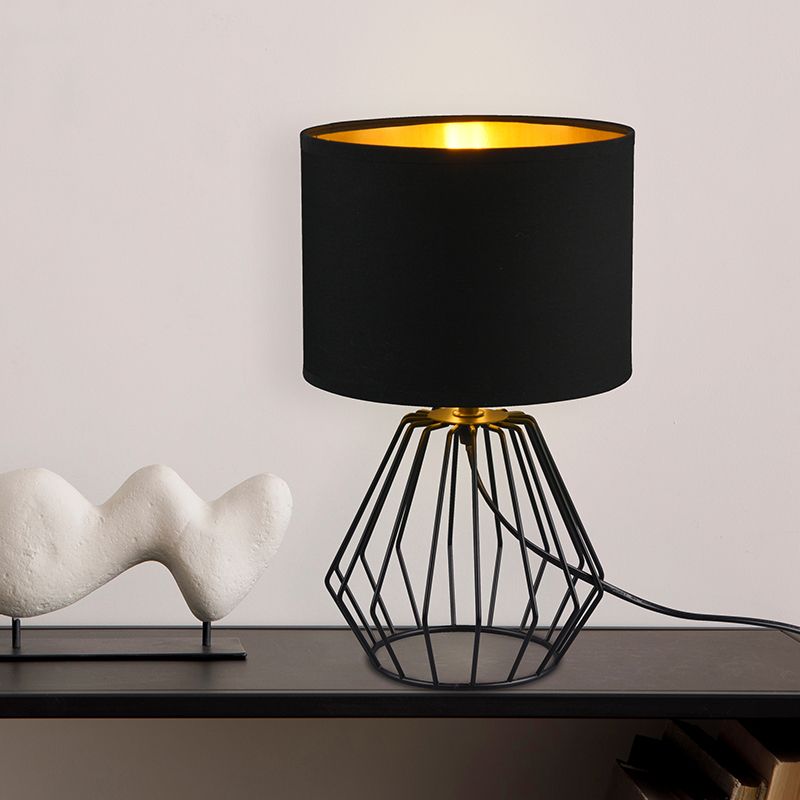 Czarna lampa stołowa nowoczesna, Kjell, z przełącznik Czarna lampa stołowa nowoczesna, Kjell, z przełącznik