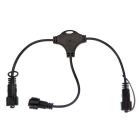 Czarny rozdzielacz T