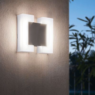 Plastikowa lampa zewnętrzna niklowa, Bartel, IP44