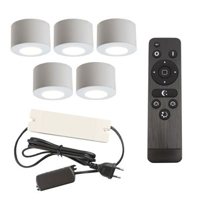 5 okrągłe oprawy natynkowe białe na werandy Vasso, IP44, z zestawem przyłączeniowym i pilotem